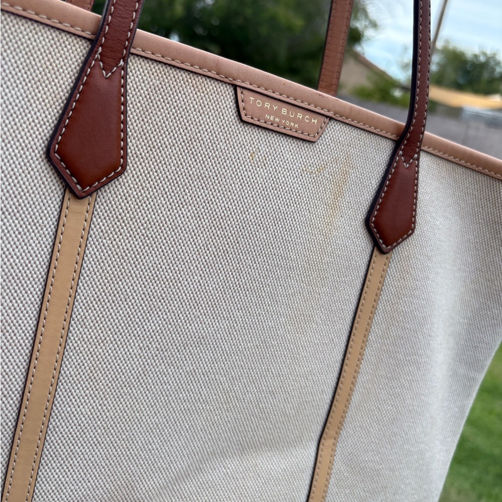 Tory Burch Cream and Brown Women's Tote Bag. Clean! - Picture 5 of 16